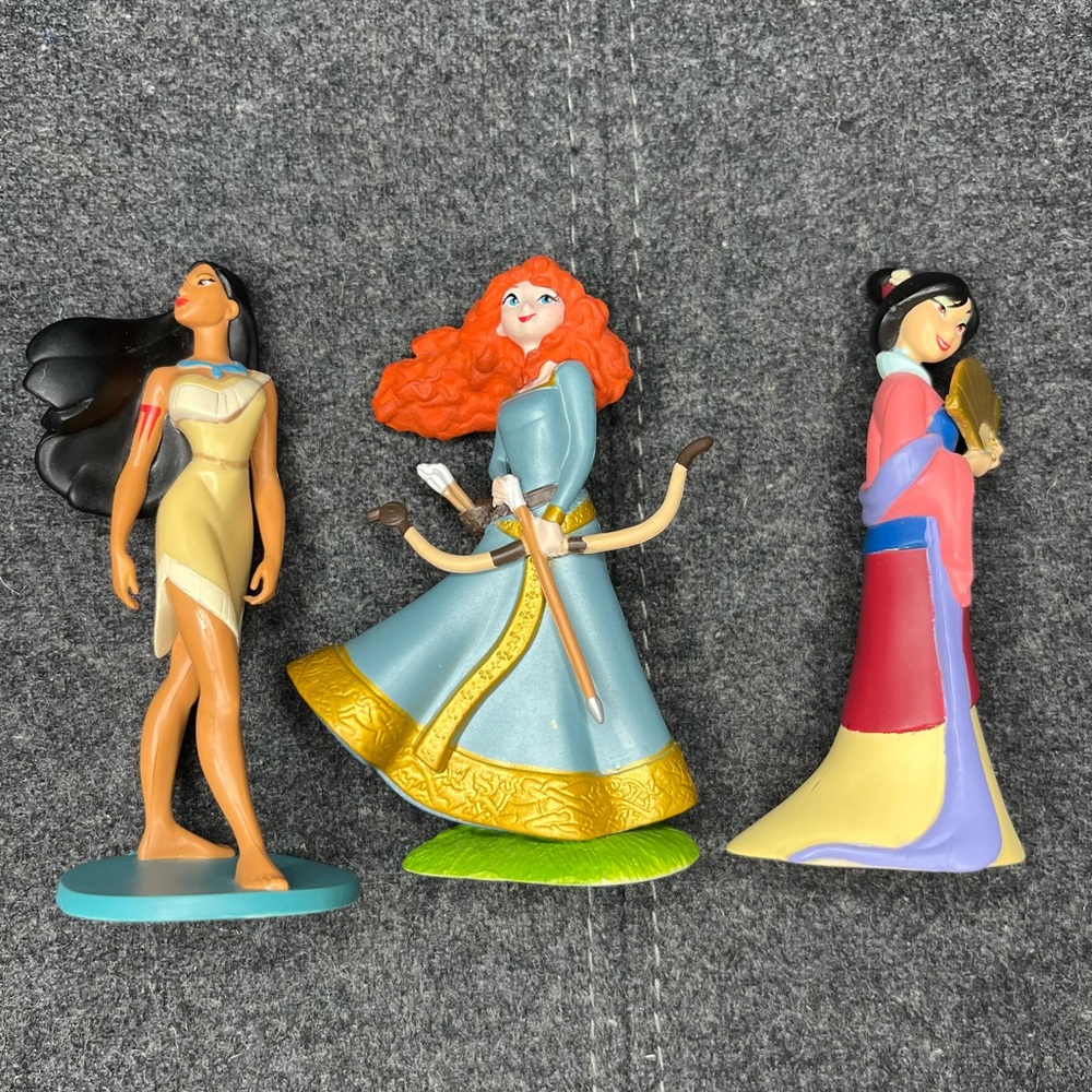 Mulan, Merida and Pocahontas Disney action figures